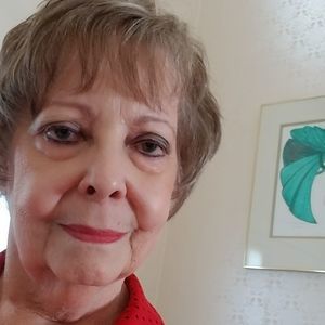 Meet your Posher, Maxine